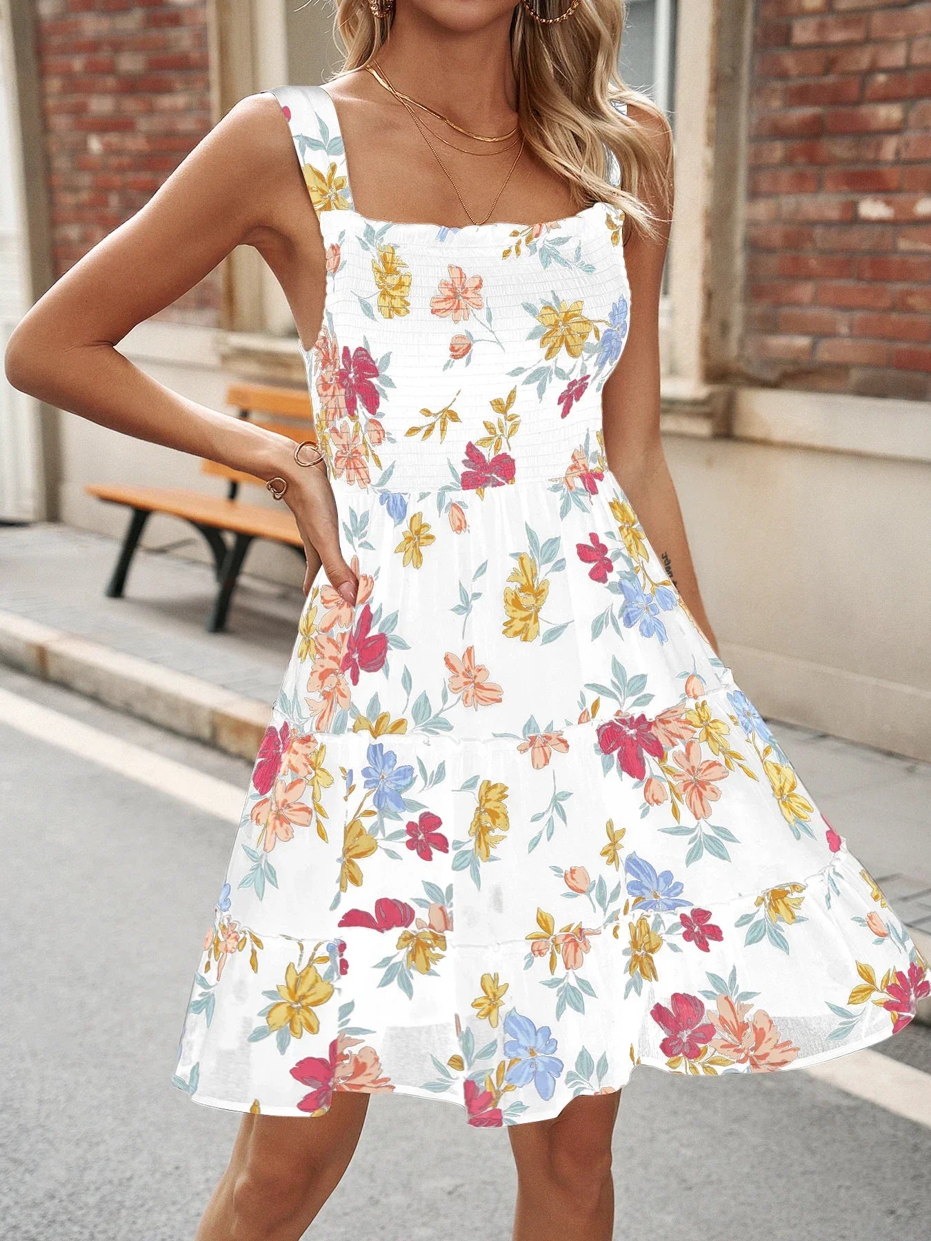 Summer New Women's Retro Sleeveless Small Fragmented Flower Hanging Strap High Waist Waist Slim Fit One Line Neck Dress Dark color unclassified dresses